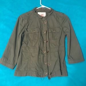 Army green half sleeve jacket
